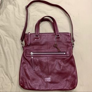 Fossil genuine leather crossbody/hand bag.